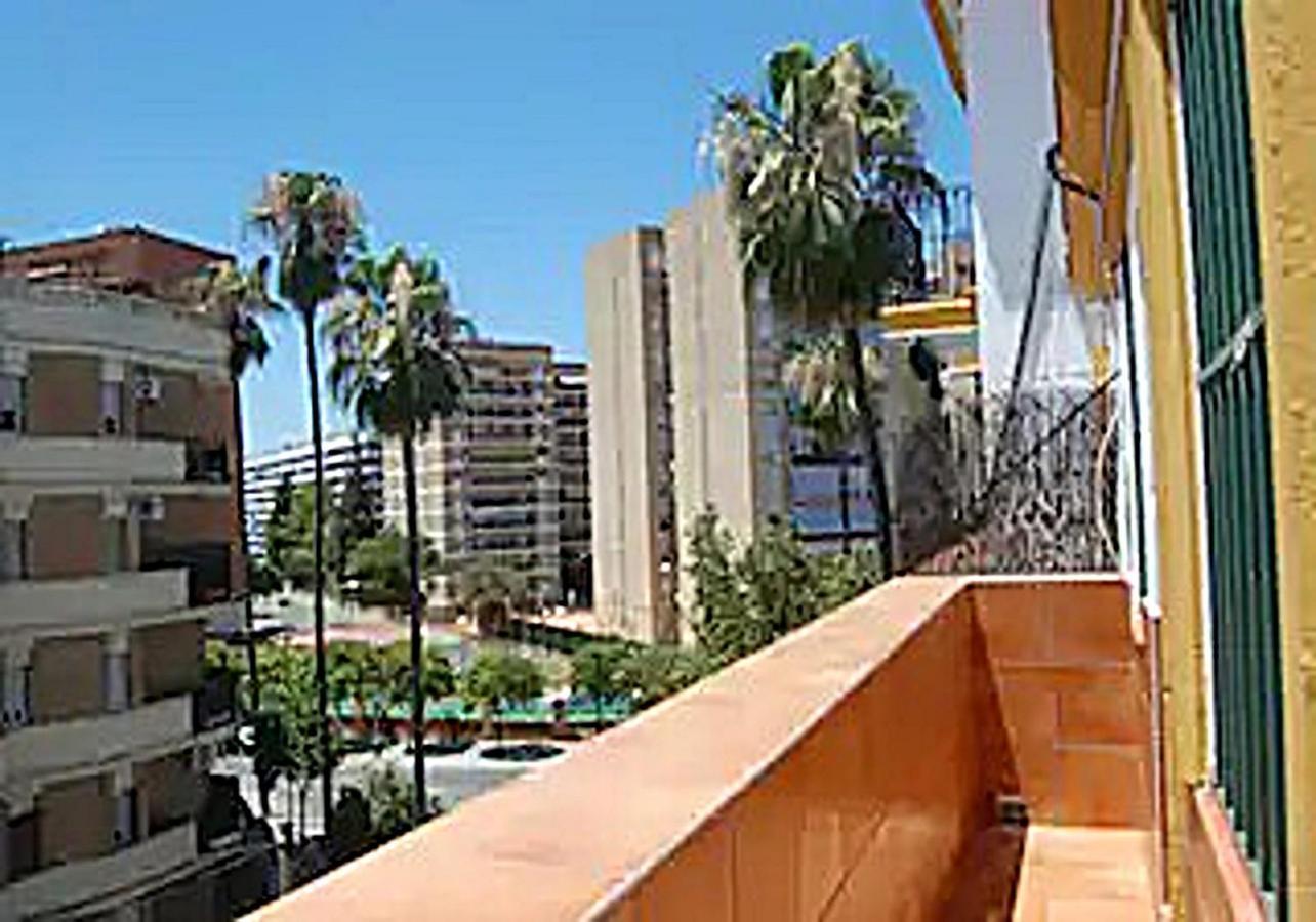 Apartamento San Juan de Dios Sevilla Bagian luar foto